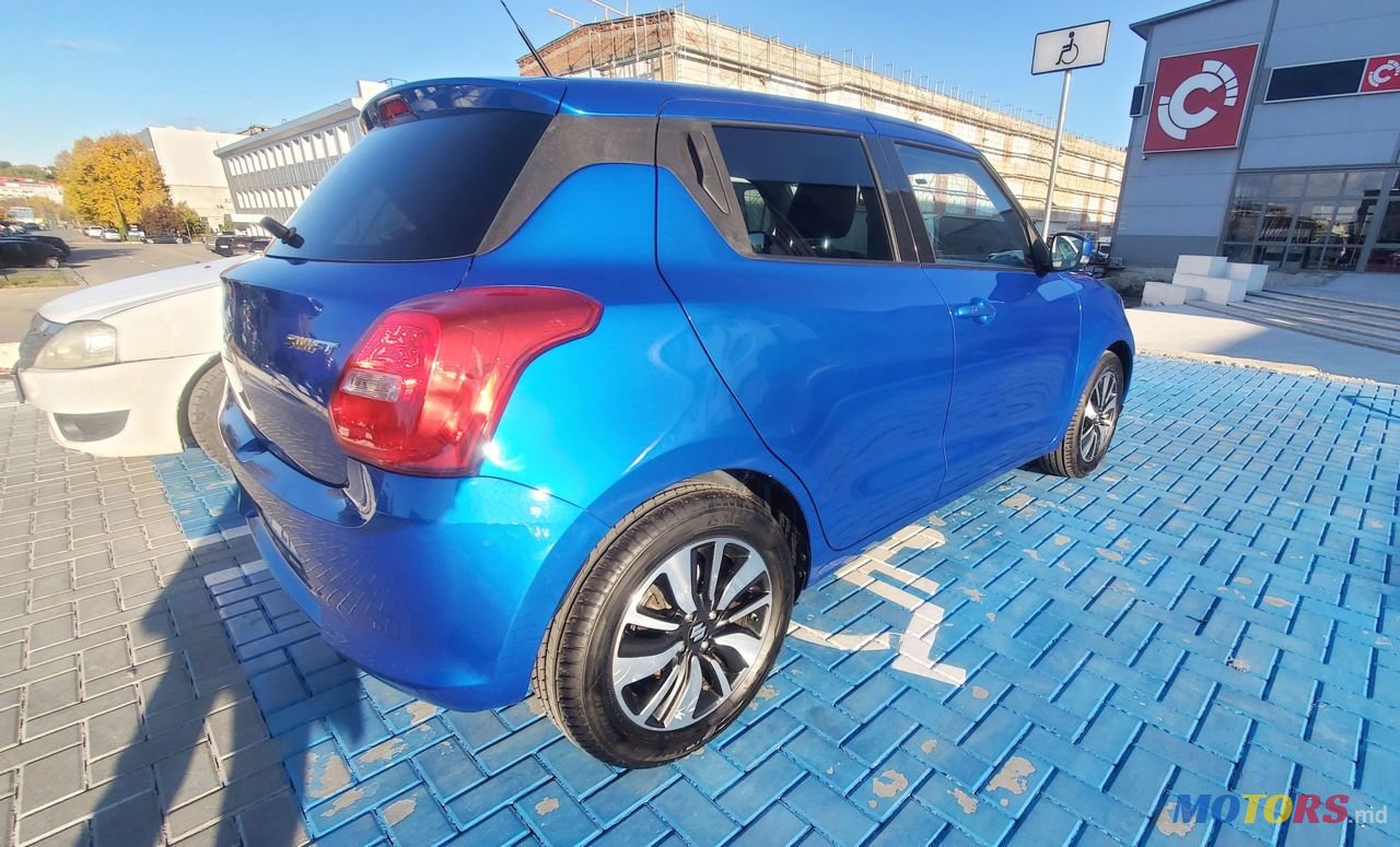 2018' Suzuki Swift photo #6
