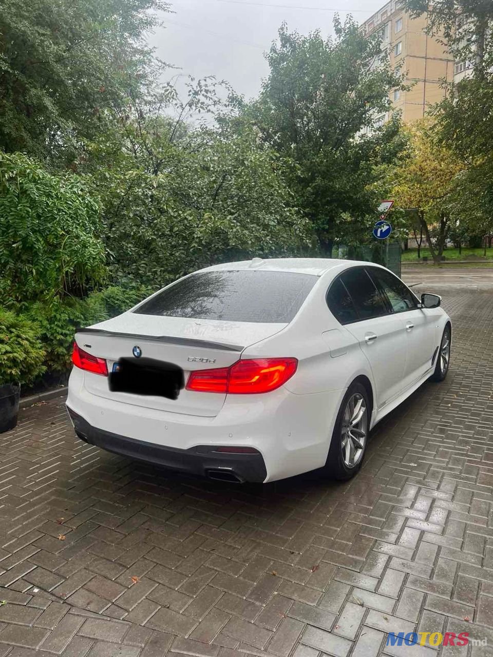 2017' BMW 5 Series photo #4