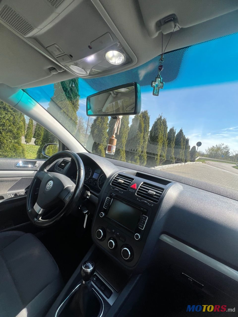 2005' Volkswagen Golf photo #6