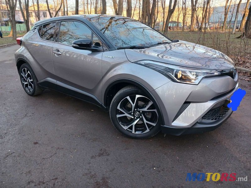 2018' Toyota C-HR photo #2