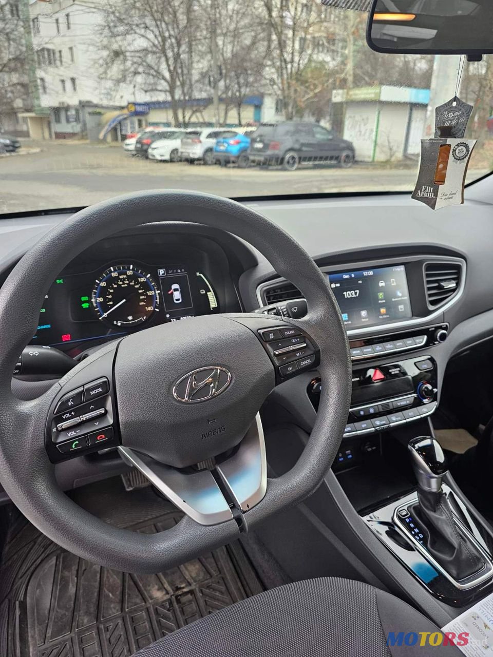 2018' Hyundai Ioniq photo #4