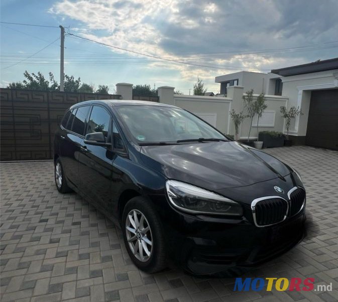 2019' BMW 2 Series Gran Tourer photo #1