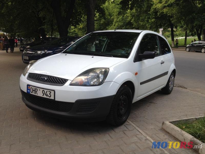 2007' Ford Fiesta photo #1