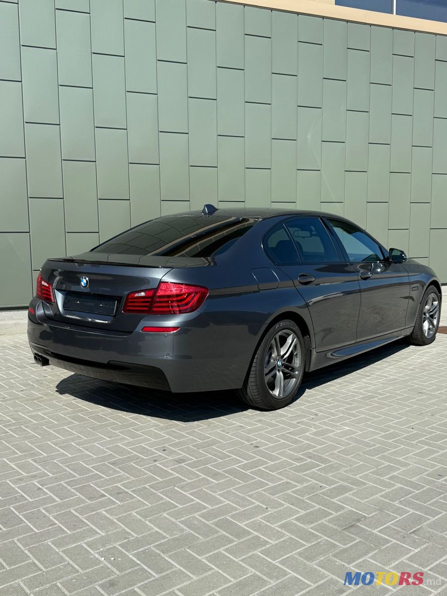 2015' BMW 5 Series photo #4