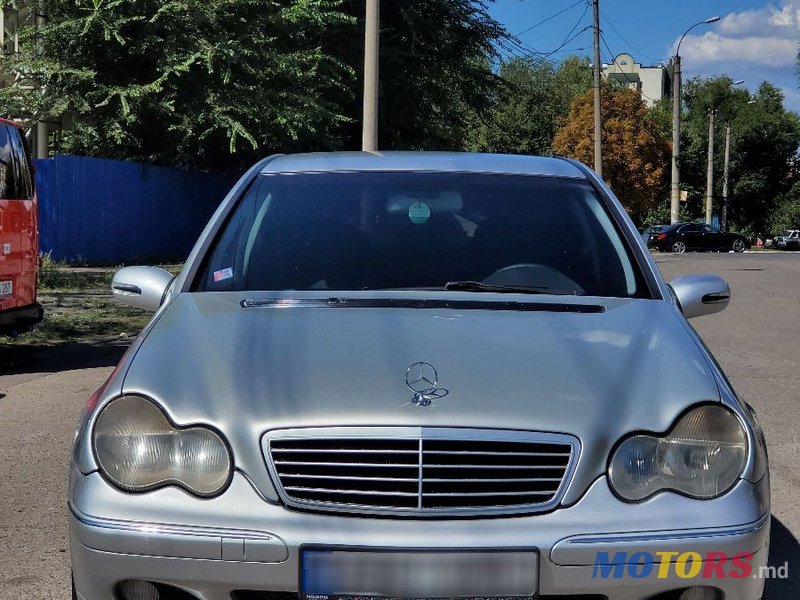 2003' Mercedes-Benz C Класс photo #4