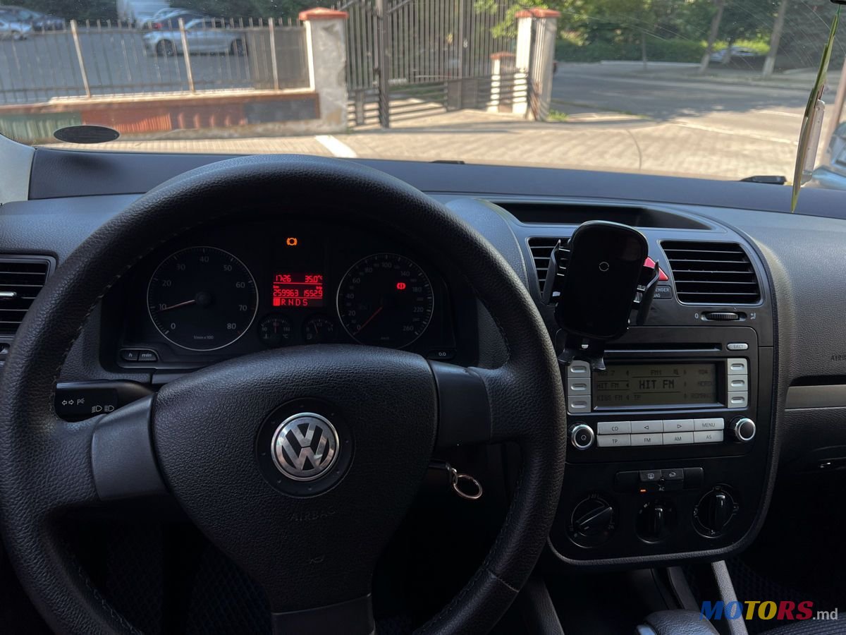 2007' Volkswagen Jetta photo #5