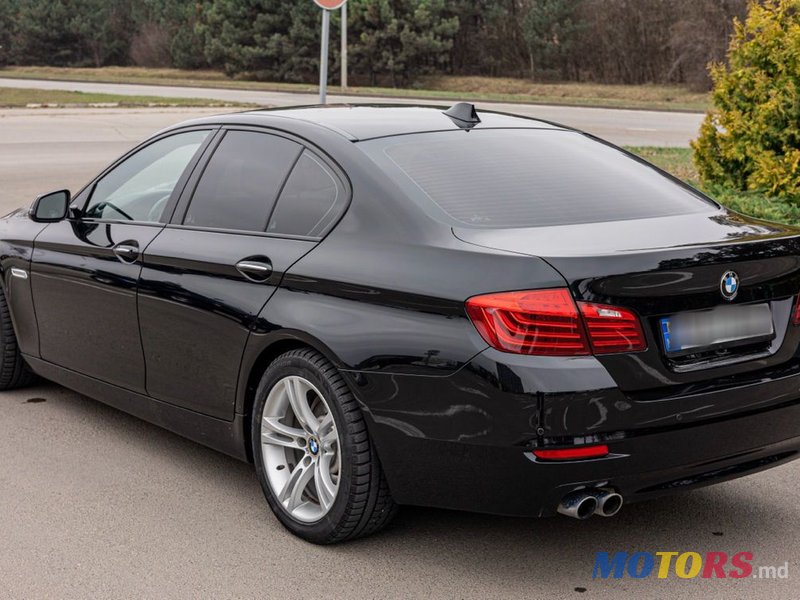 2016' BMW 5 Series photo #3