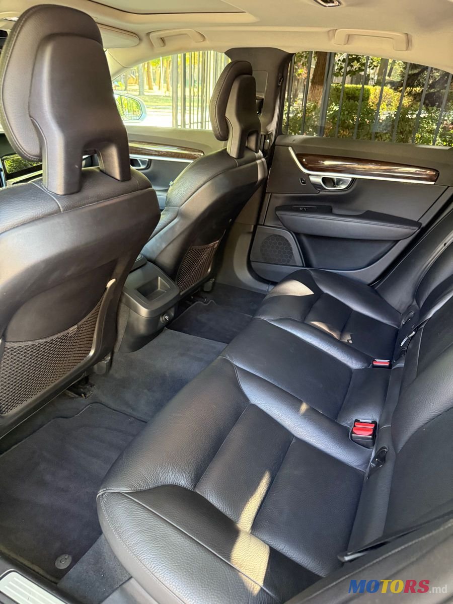 2016' Volvo S90 photo #5