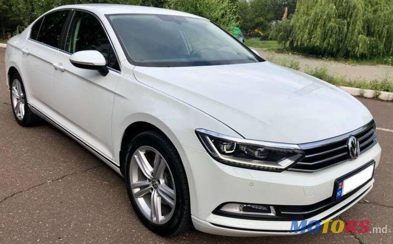 2016' Volkswagen Passat photo #1