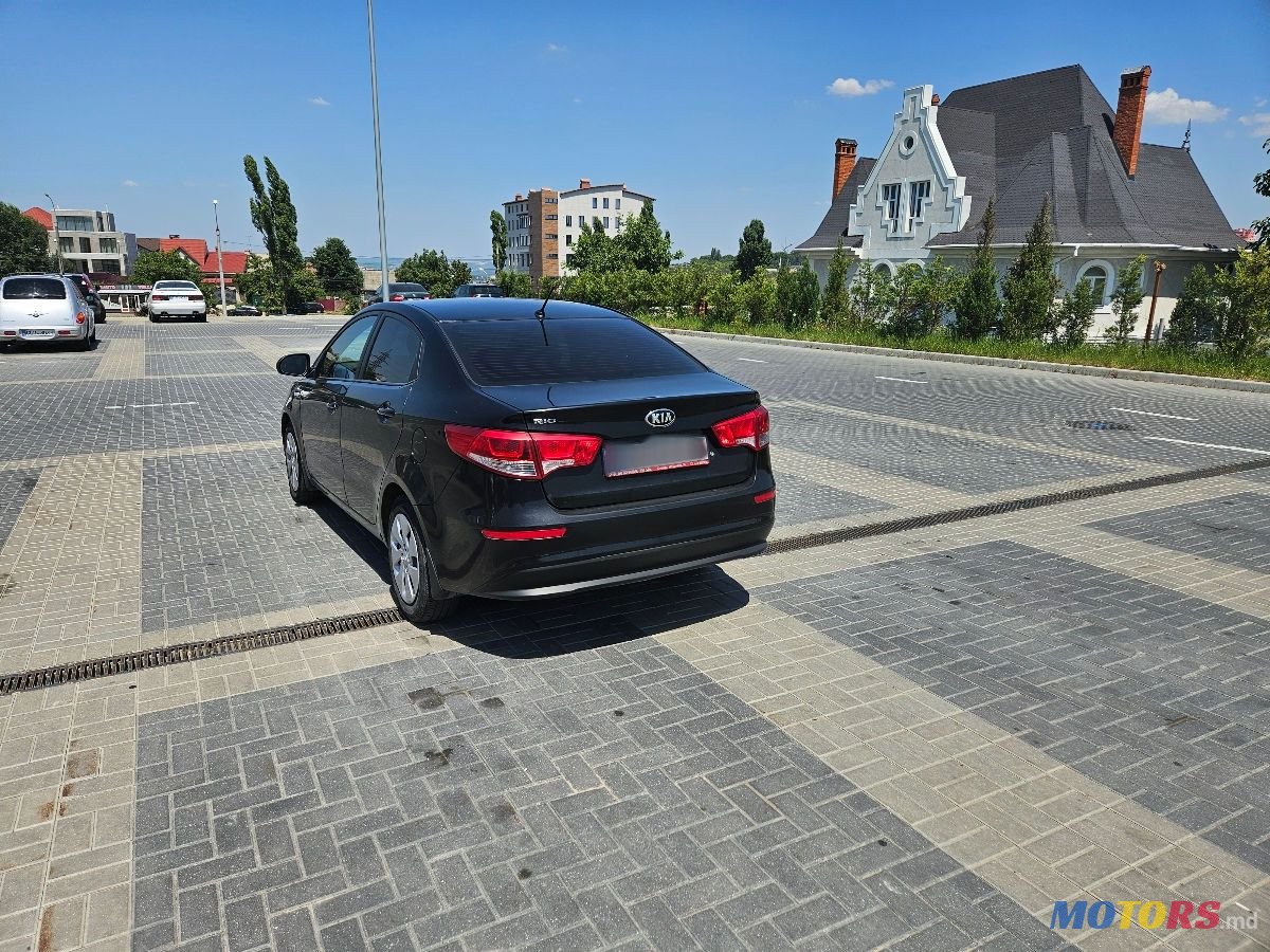 2017' Kia Rio photo #4
