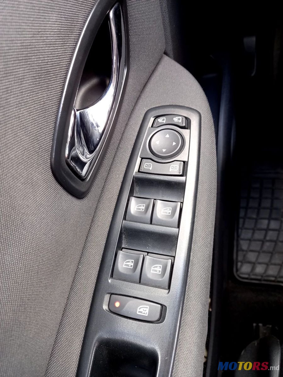 2015' Renault Grand Scenic photo #6