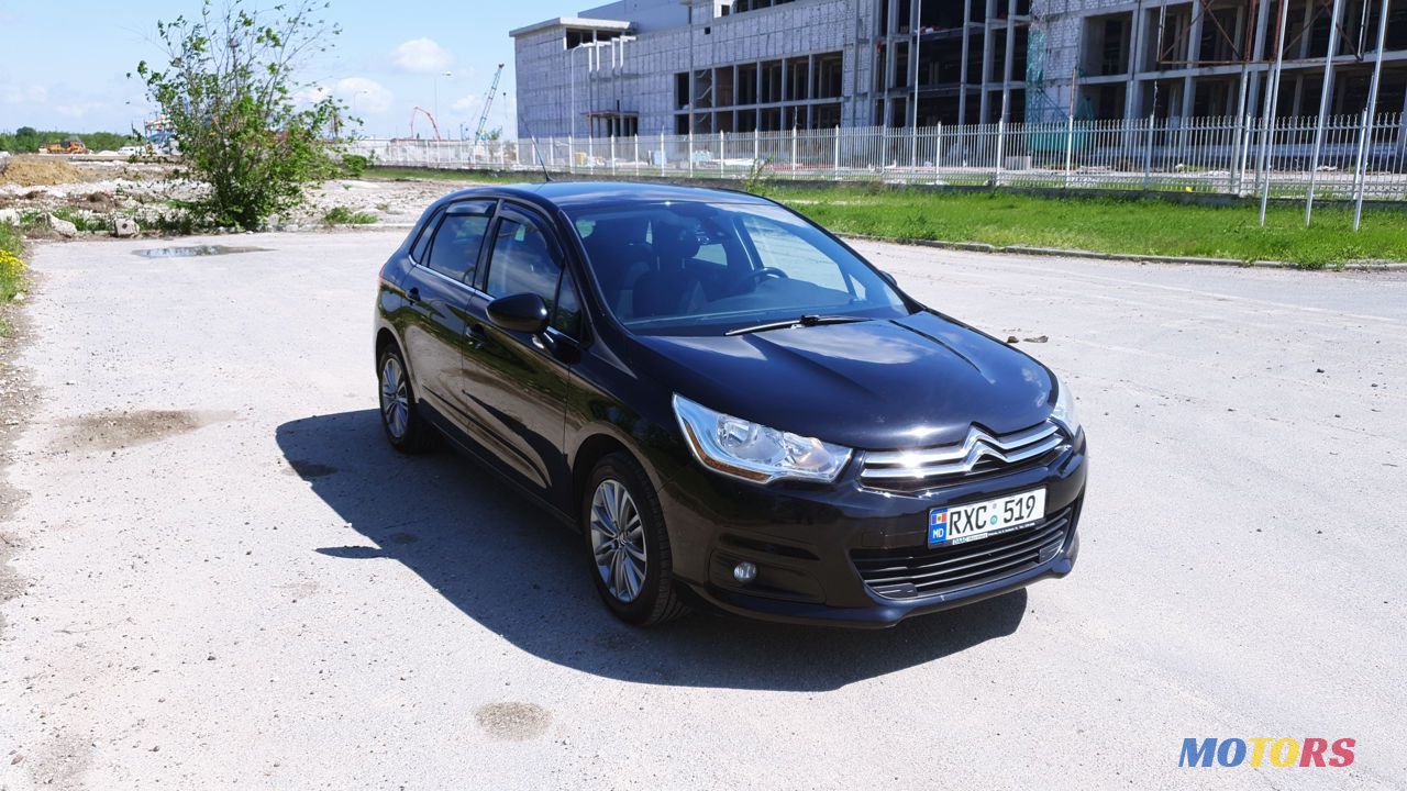 2012' Citroen C4 photo #5