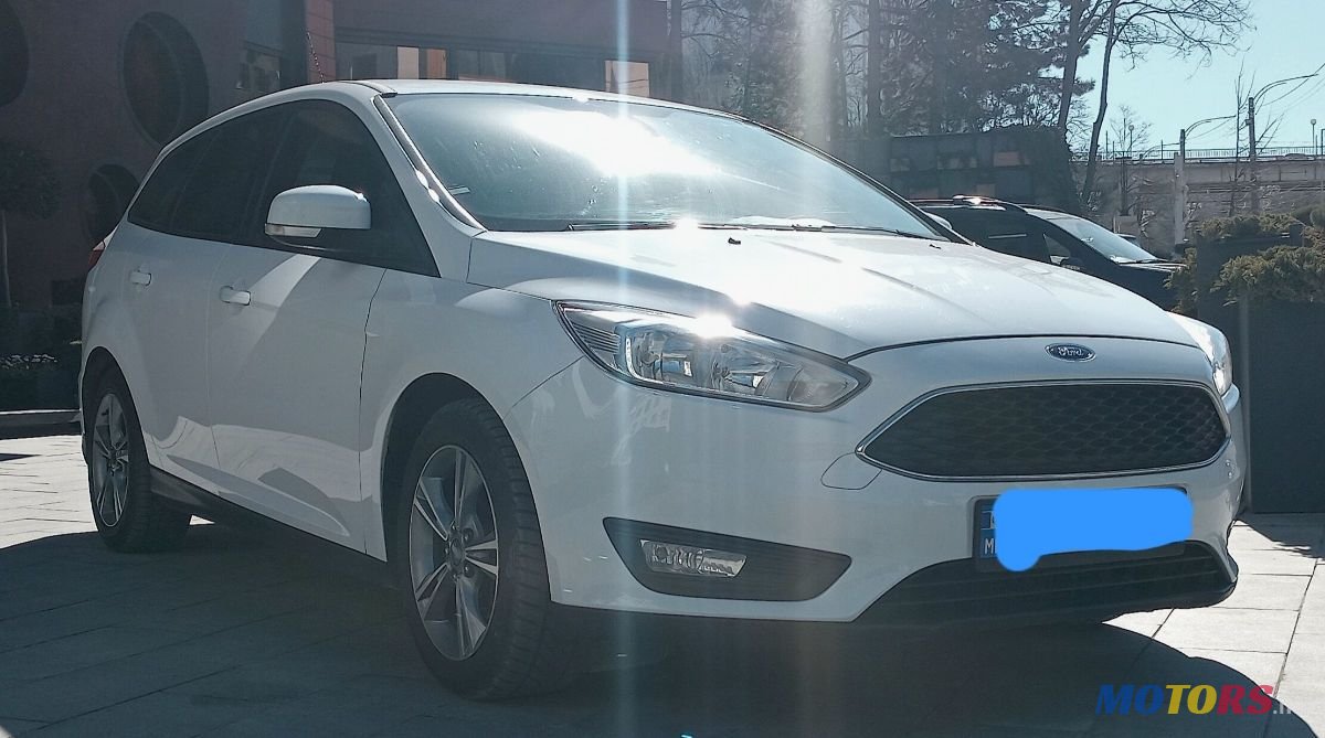 2016' Ford Focus photo #2