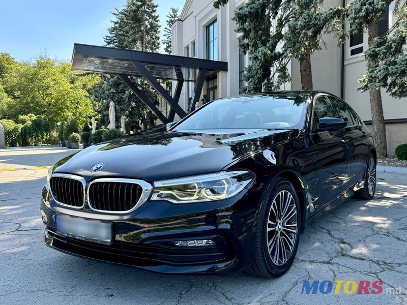 2017' BMW 5 Series photo #1