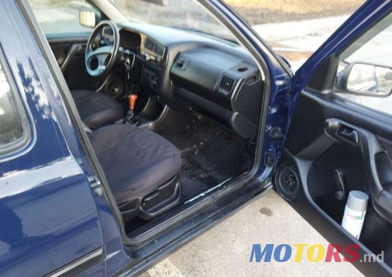 1993' Volkswagen Golf photo #4