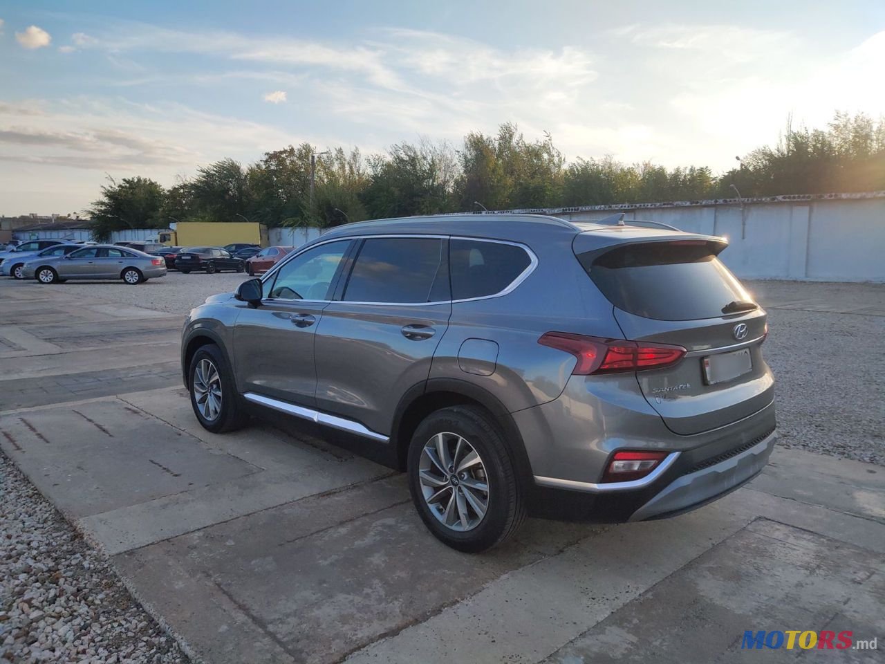 2018' Hyundai Santa Fe photo #2