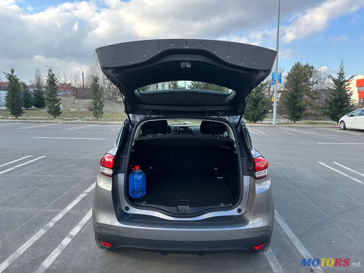 2018' Renault Scenic photo #3