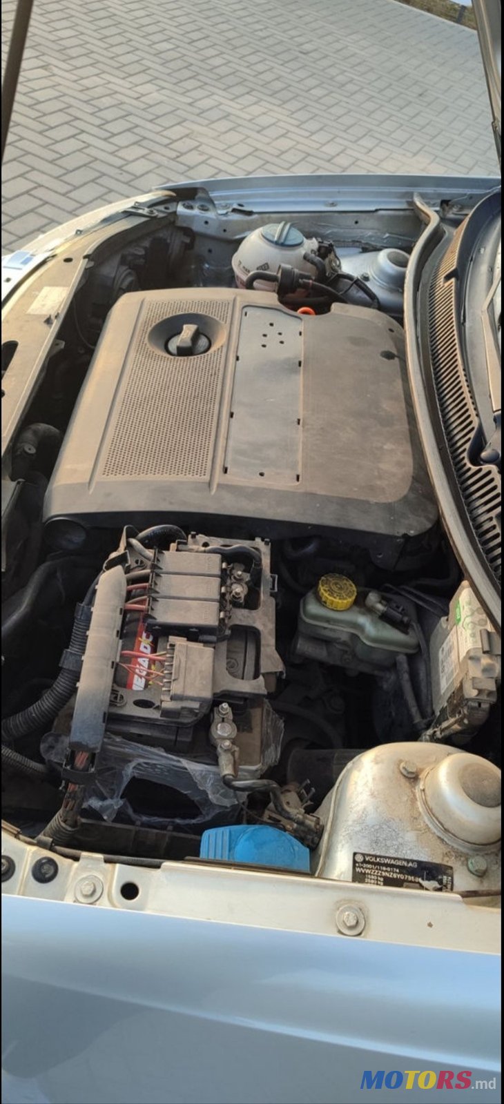 2005' Volkswagen Polo photo #7