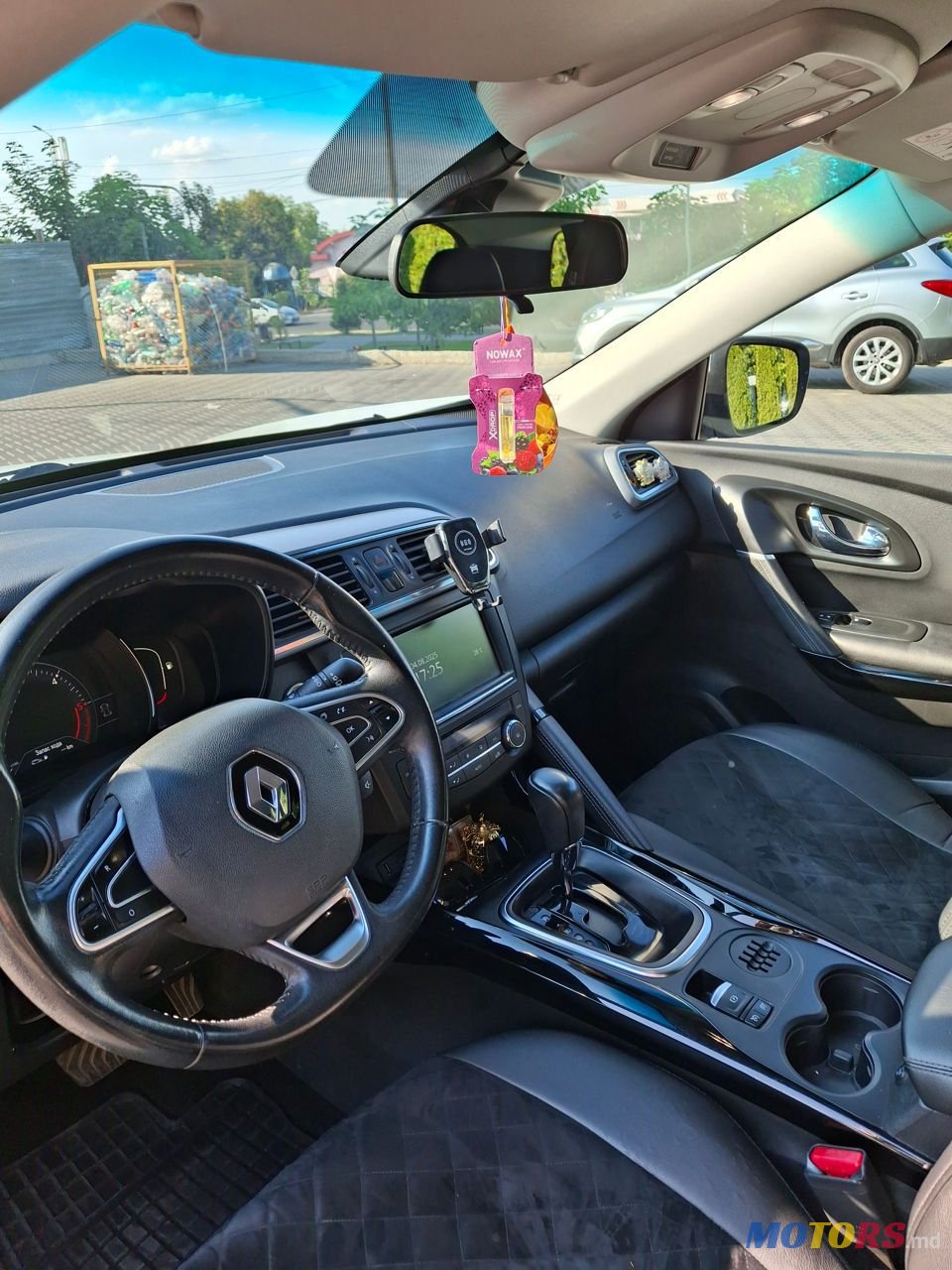 2015' Renault Kadjar photo #5