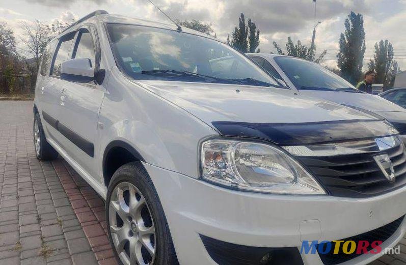 2009' Dacia Logan Mcv photo #1