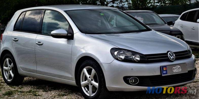 2010' Volkswagen Golf photo #1