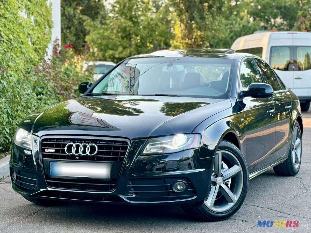 2012' Audi A4 photo #1