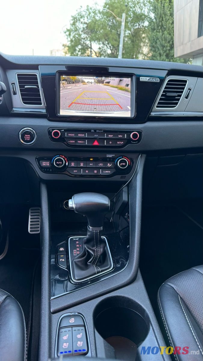 2019' Kia Niro photo #6