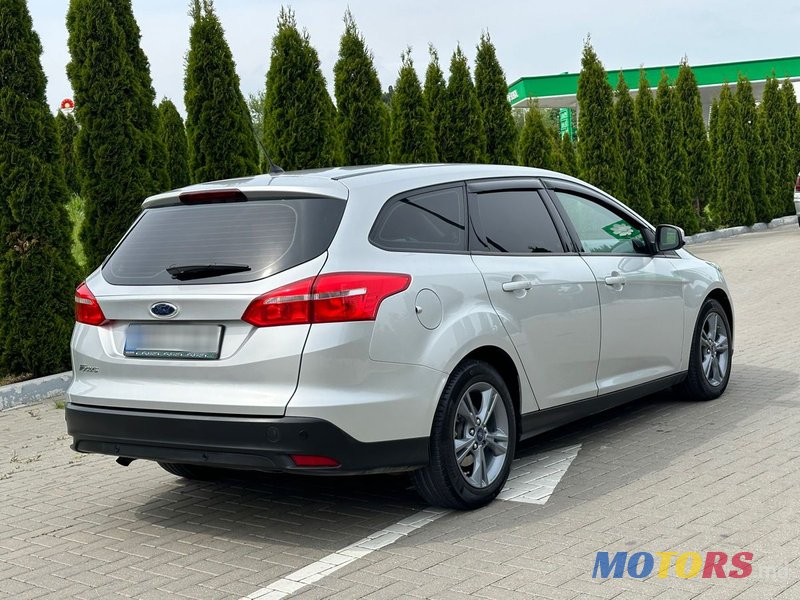 2015' Ford Focus photo #4