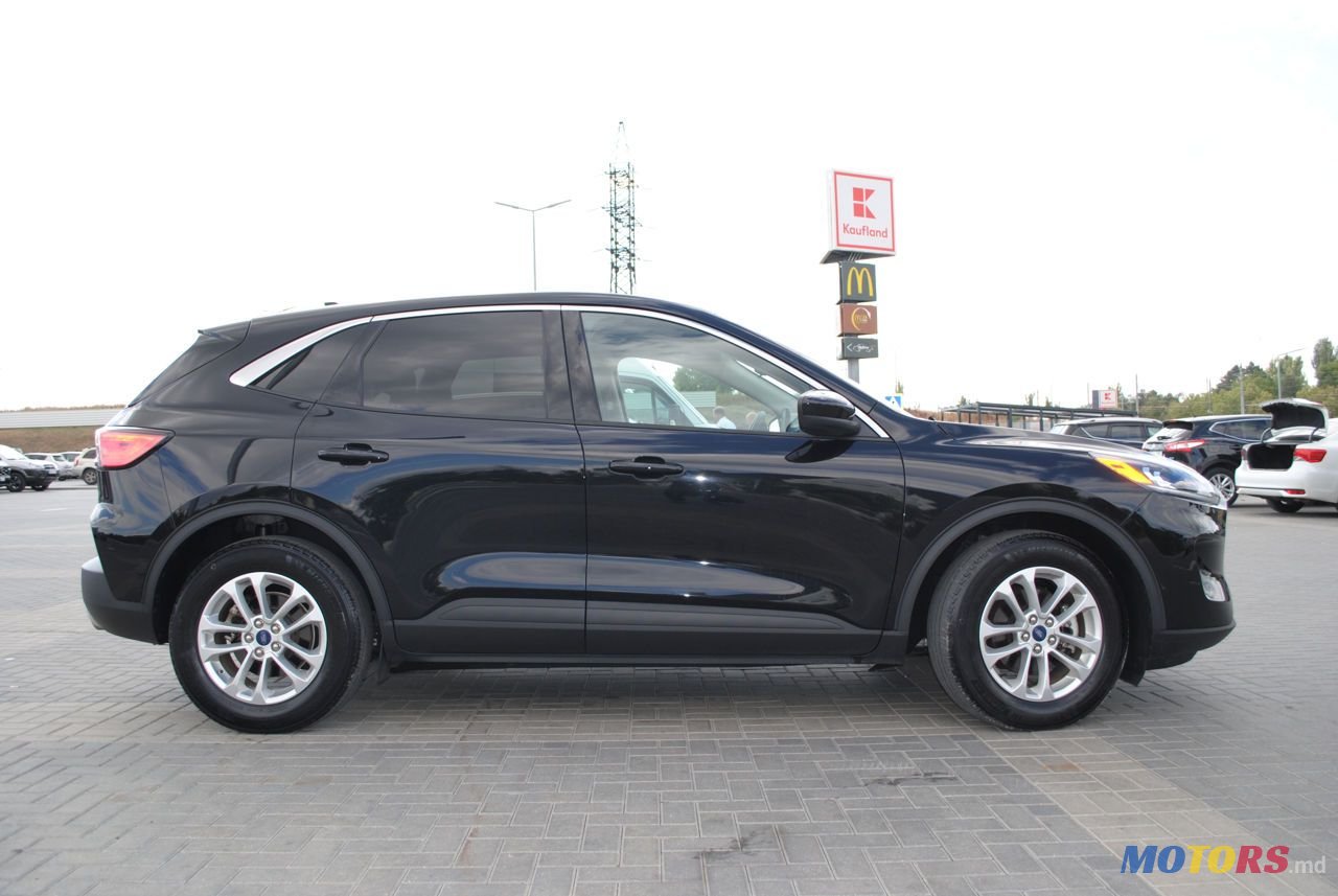 2020' Ford Escape photo #4