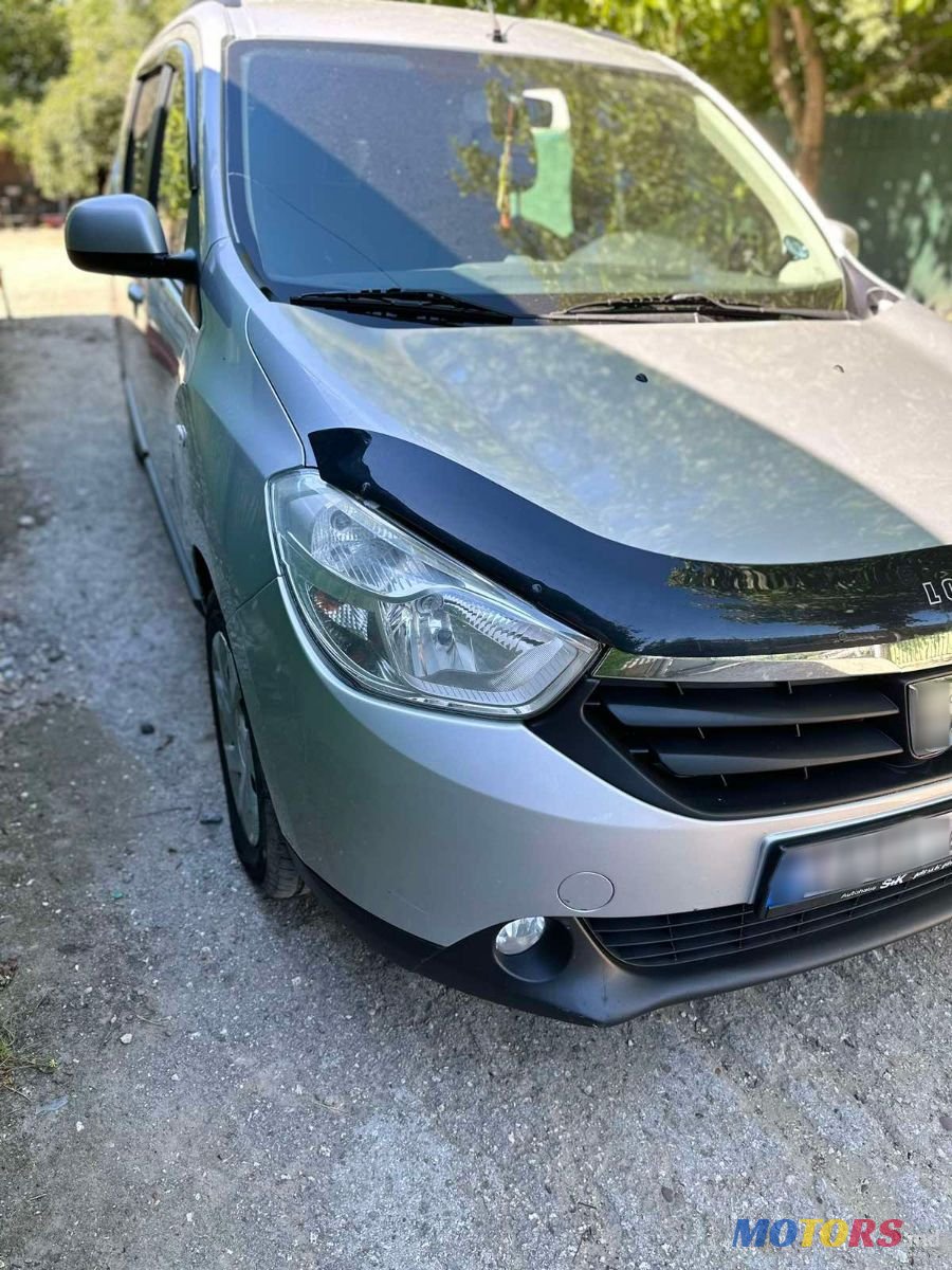 2012' Dacia Lodgy photo #5