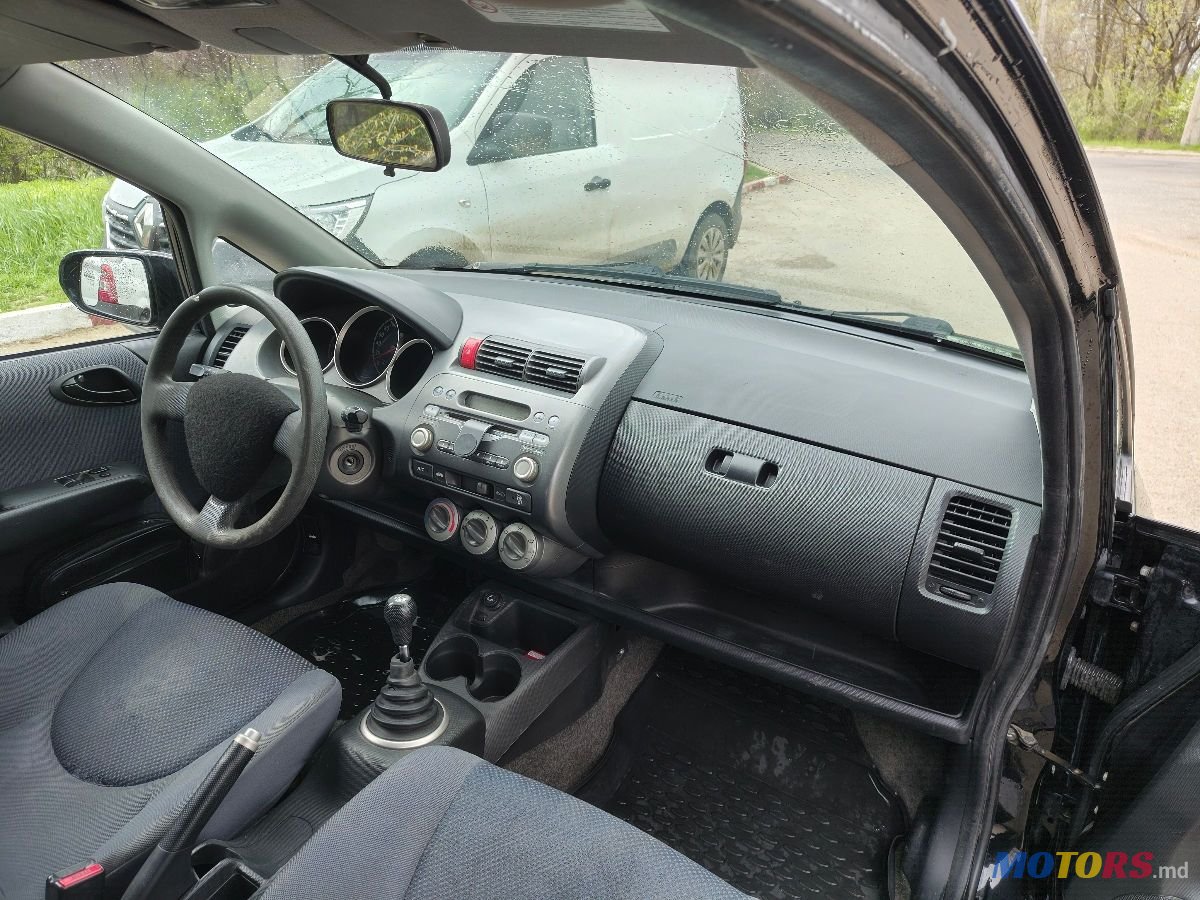 2006' Honda Jazz photo #5