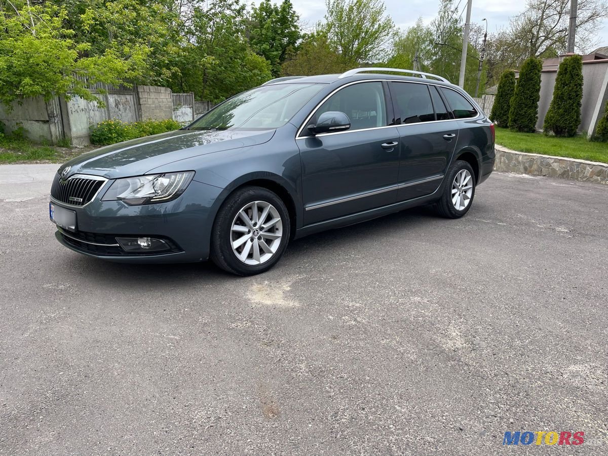2015' Skoda Superb photo #2