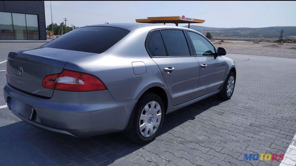 2013' Skoda Superb photo #4