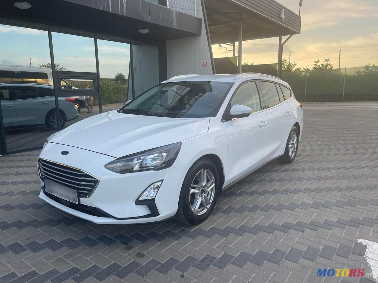 2020' Ford Focus photo #2