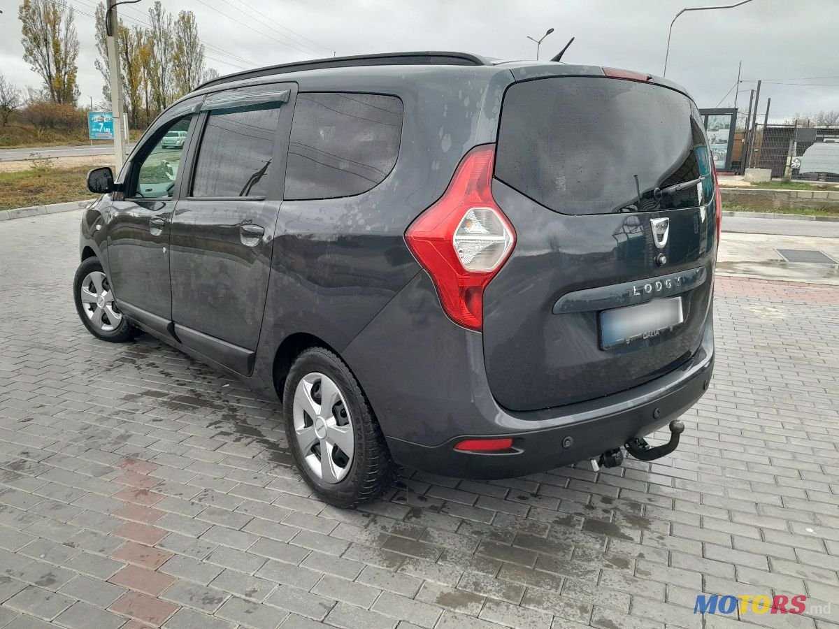 2012' Dacia Lodgy photo #4
