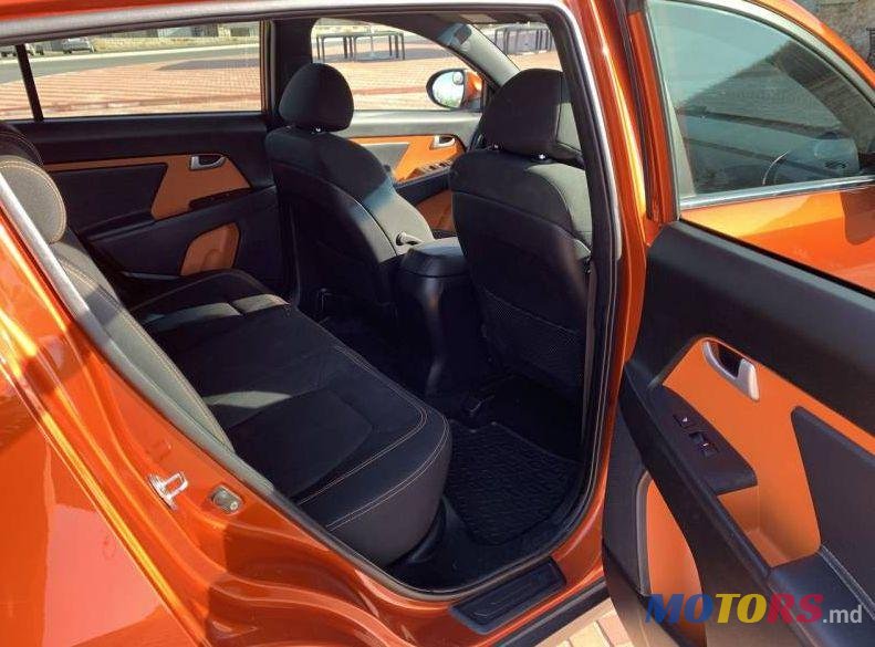 2011' Kia Sportage photo #3