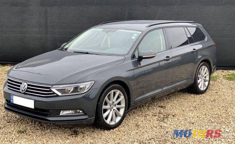 2015' Volkswagen Passat photo #2