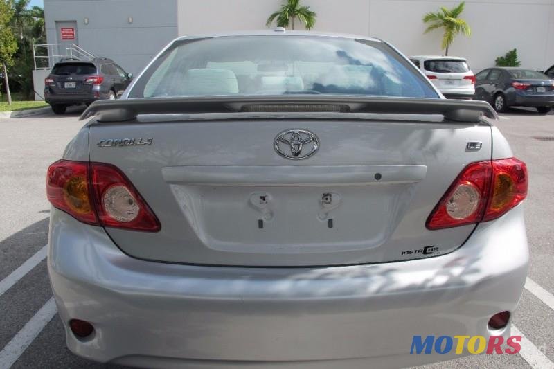 2010' Toyota Corolla photo #3