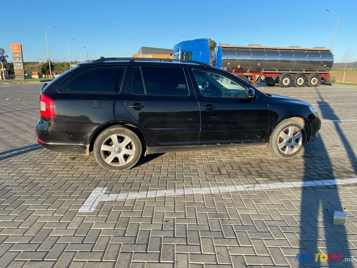 2009' Skoda Octavia photo #2