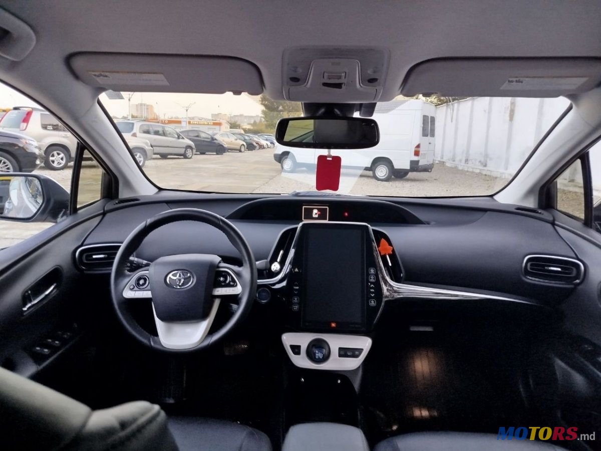 2018' Toyota Prius Prime photo #3