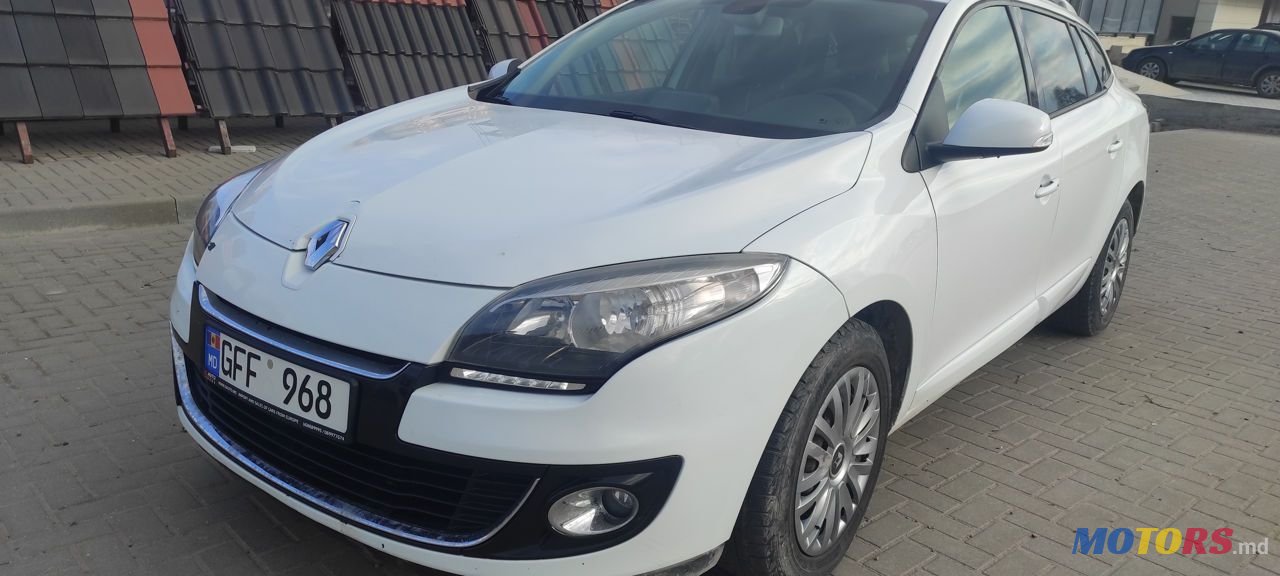 2012' Renault Megane photo #1