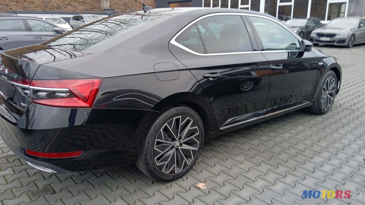 2022' Skoda Superb photo #3