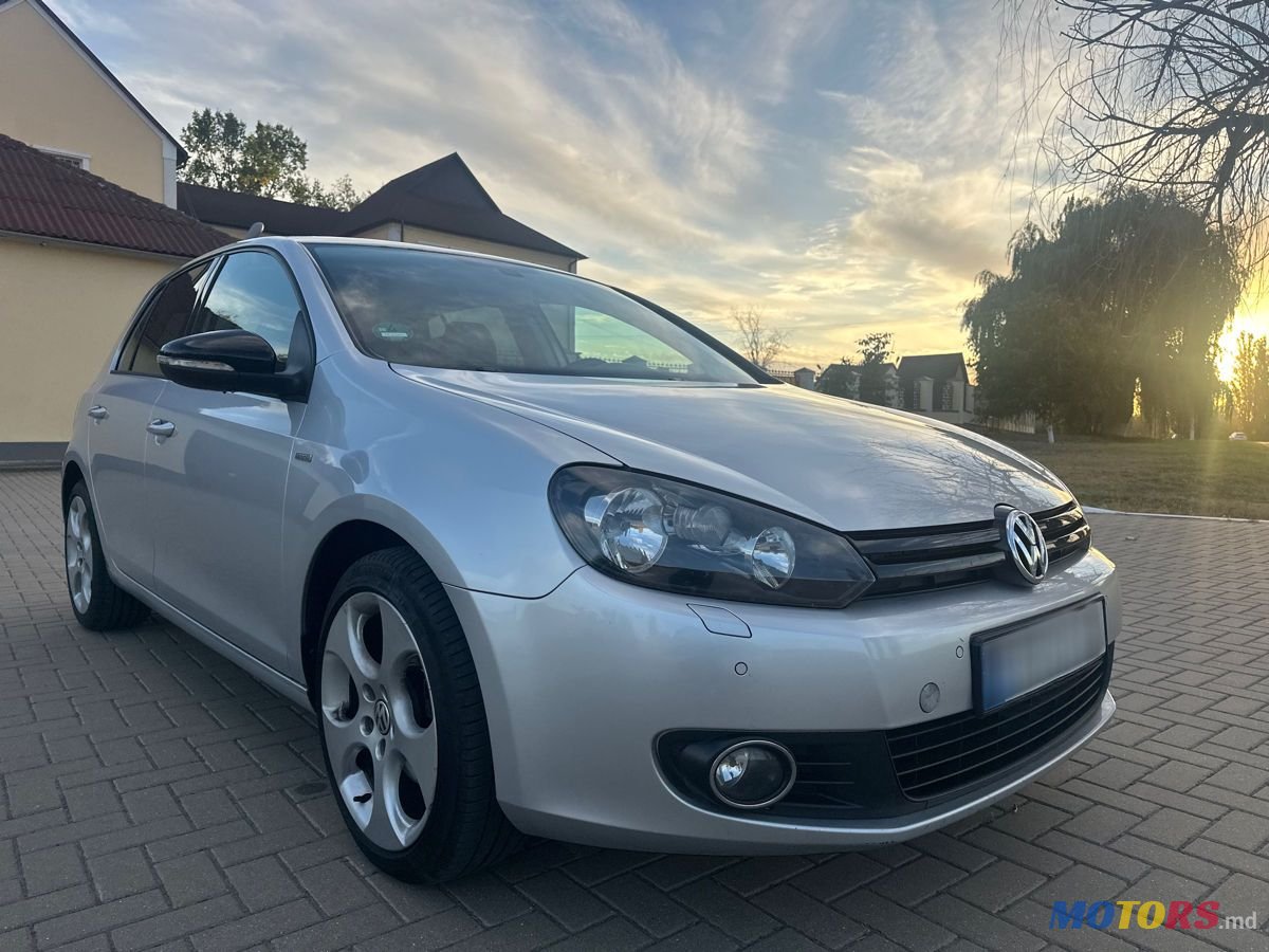 2012' Volkswagen Golf photo #4