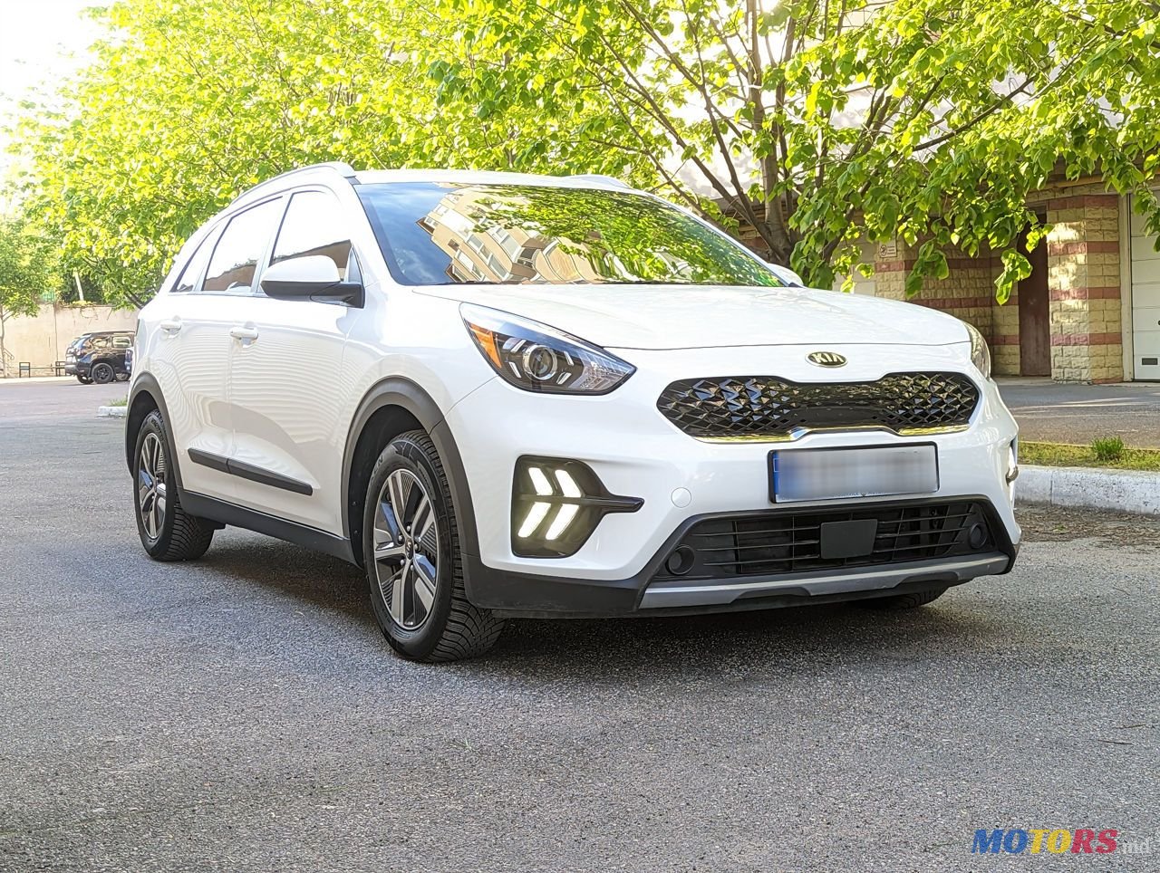 2020' Kia Niro photo #1