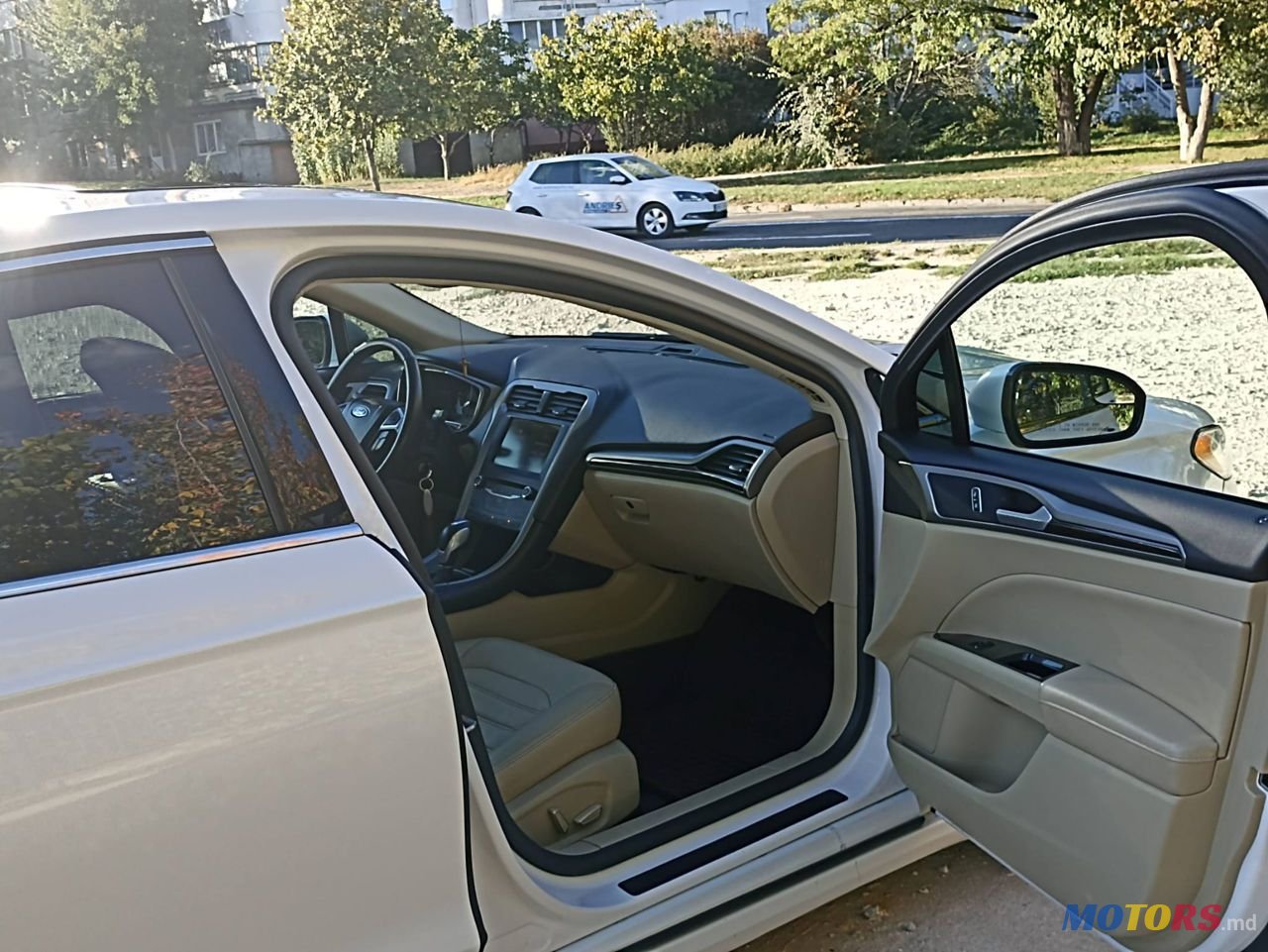 2014' Ford Fusion photo #2