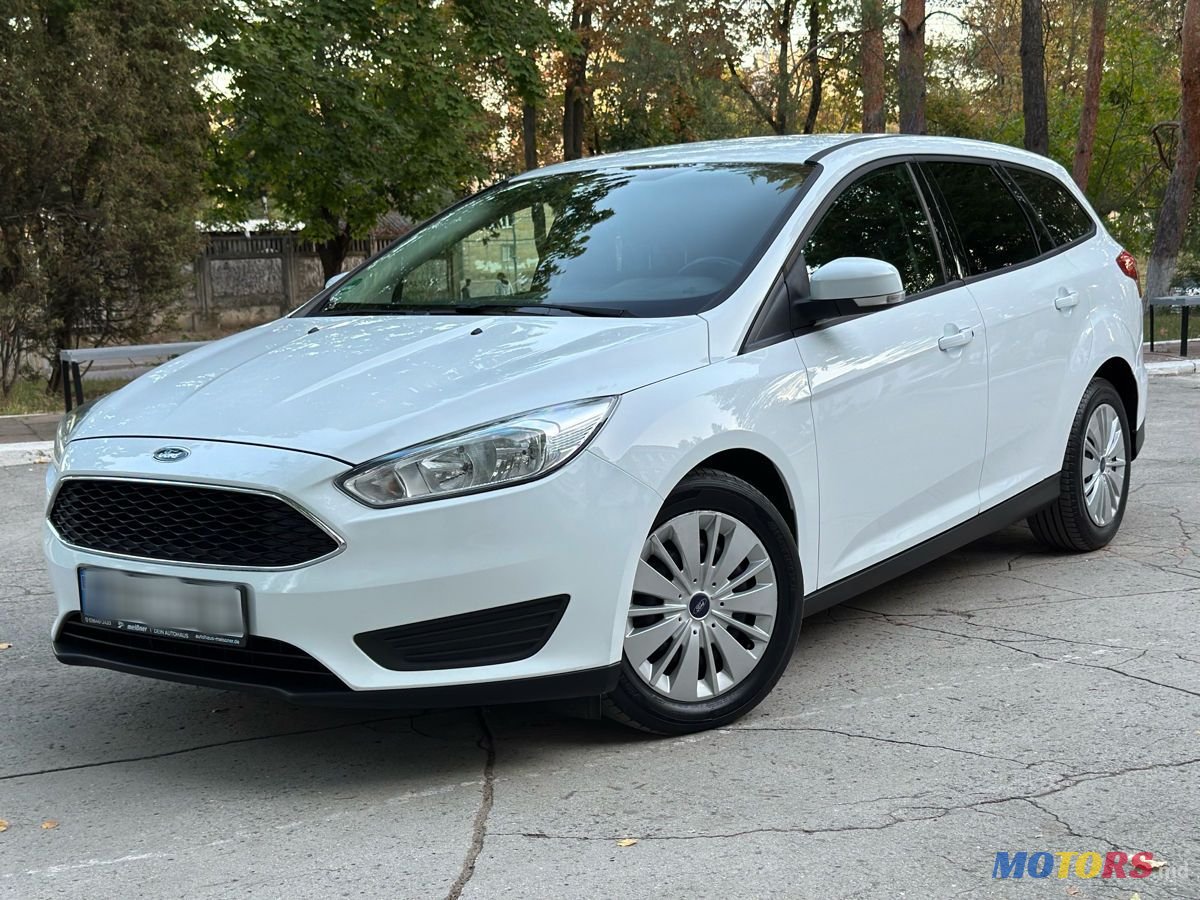 2015' Ford Focus photo #1
