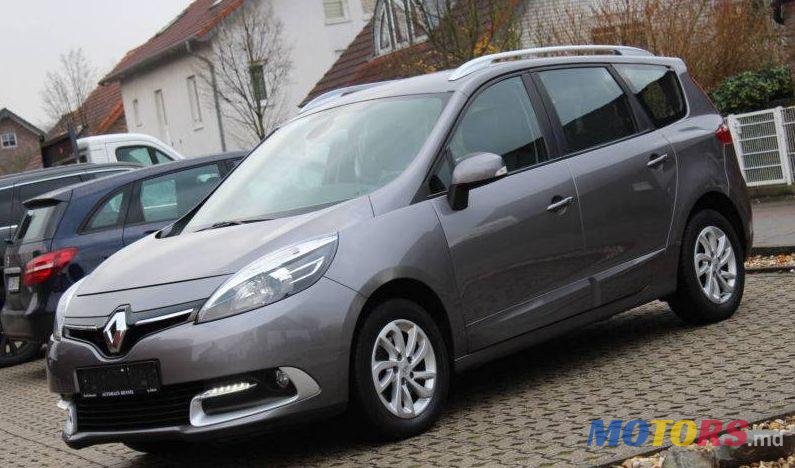 2002' Renault Grand Scenic photo #2