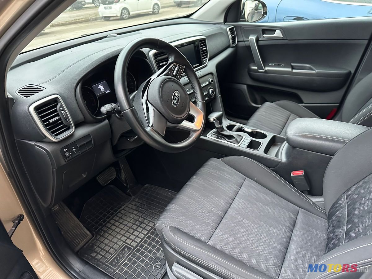 2020' Kia Sportage photo #4