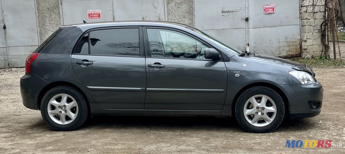 2006' Toyota Corolla photo #3