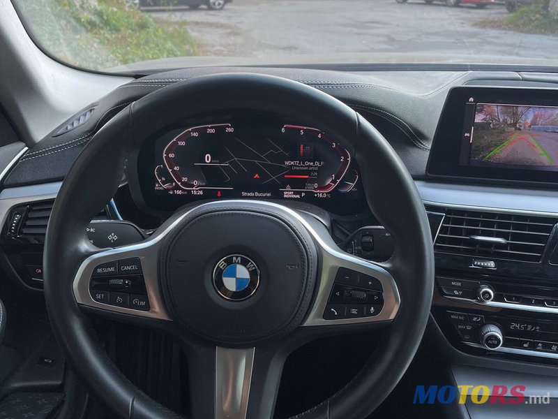 2020' BMW 5 Series photo #5